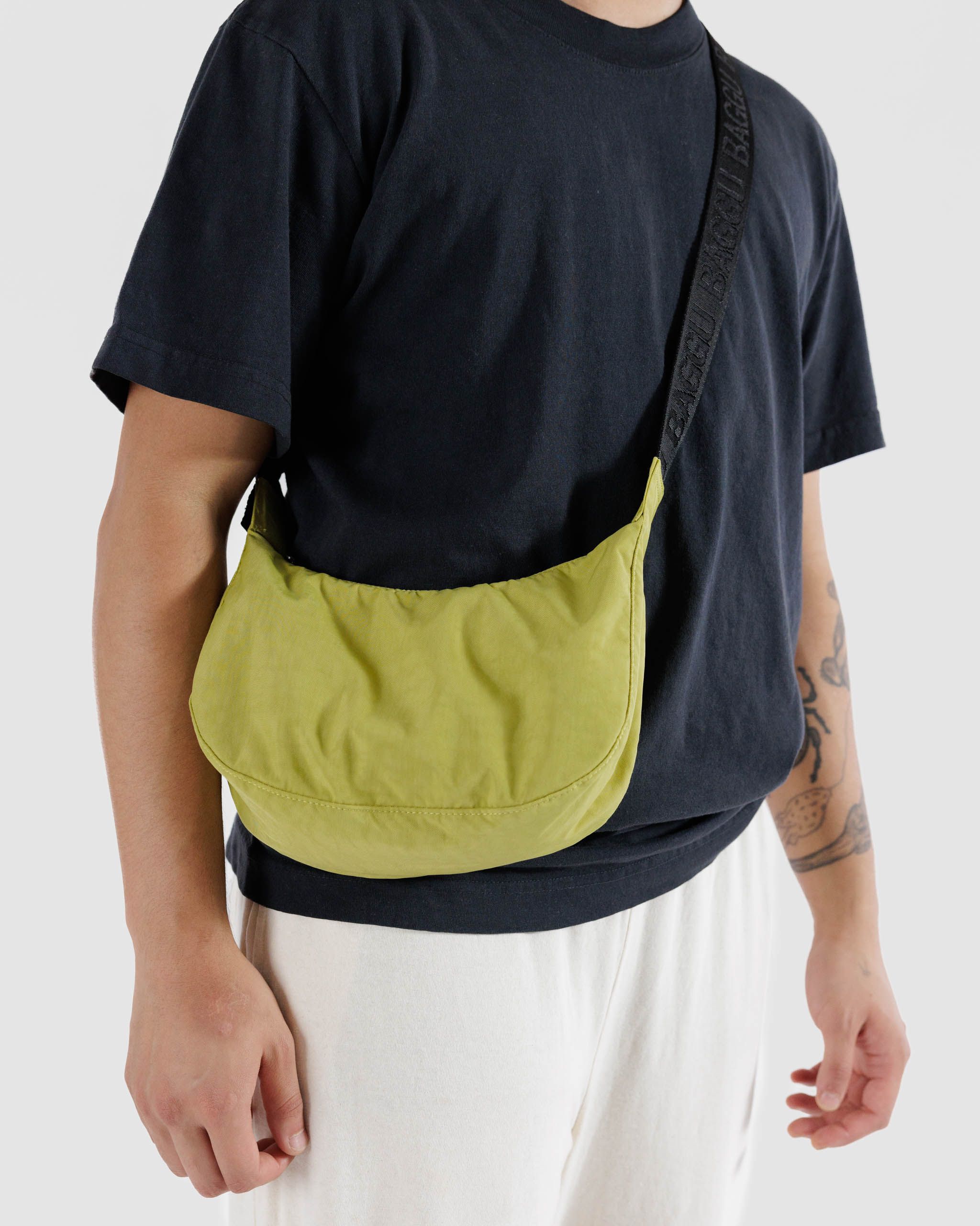 Bolso Small Crescent BAGGU - Lemongrass