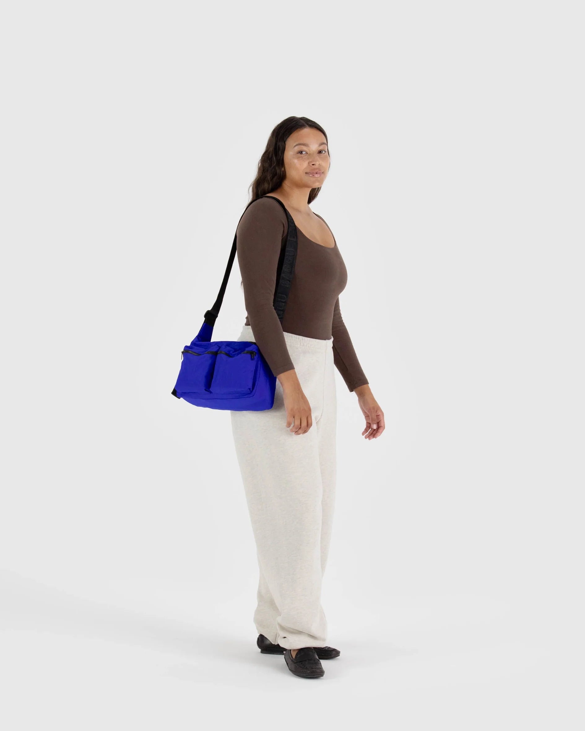 Bolso Medium Cargo Crossbody BAGGU - Lapis