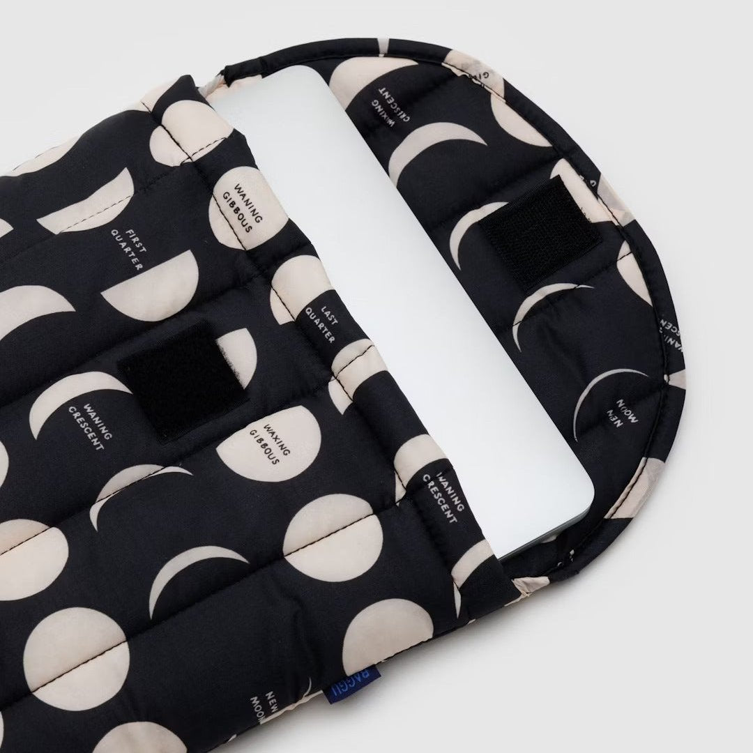 Puffy Funda de portátil 13"/14" BAGGU - Moon